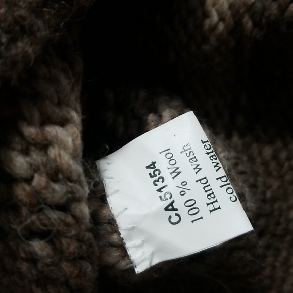 100% Wool Sweater Handknit - Picture 4 of 4